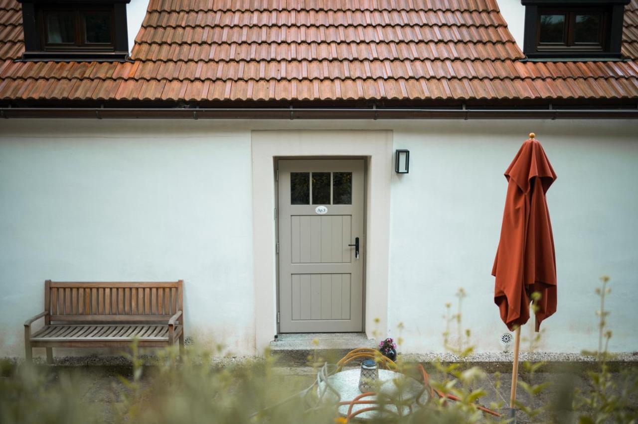 Apartamento Mlyn Salajna Dolni Zandov Exterior foto